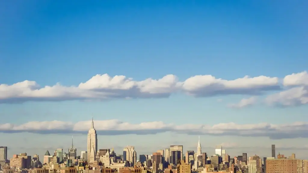 Jàng ci ndimbal ak strategy mbañeel: ni mel ni créateur Senegal lañu dugal brands Algérie ci Vkontakte, bind liñu sañu noppalu ak promo ñu war a jëfandikoo.