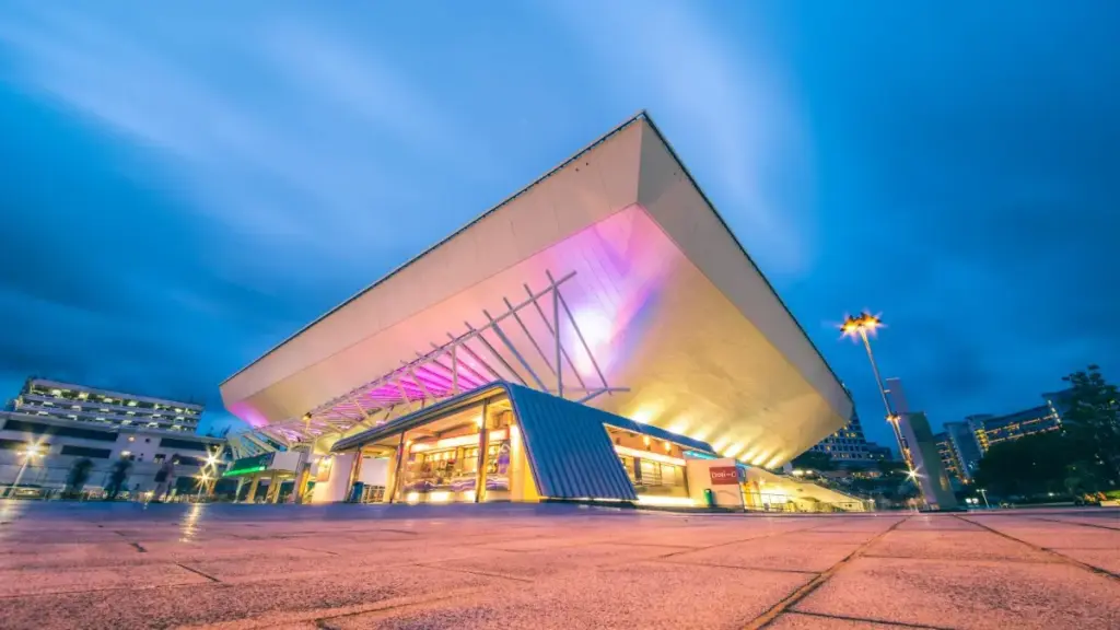 "Ndimbal gi ci ni sos xam-xam ci ShareChat Singapoor ngir promocion ci wellness routines, suñu tips lokal ak stratégie practical."