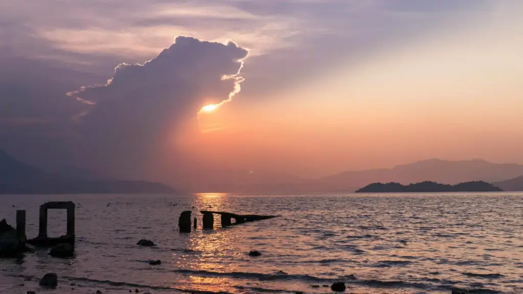 Njàngal ak tips pratik bu yomb: naari takku ci ni ñu gën di topp créateurs tunisiens ci Xiaohongshu ndeyjoor deals saisonnier yi. Local insights, risques, ak MaTitie tip.