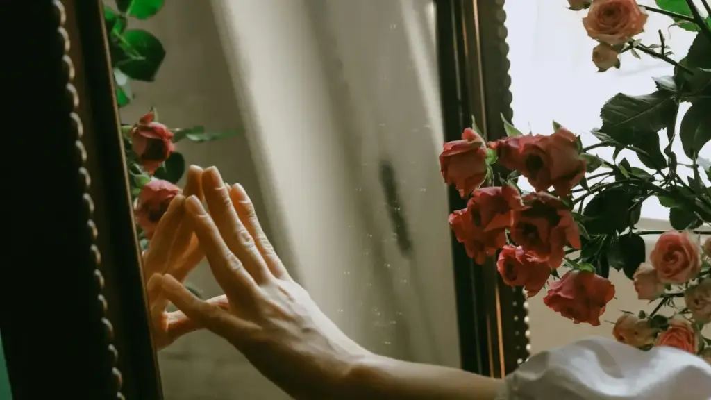 Ndimbal yu am solo ci yeneen platforme: nanga gis creators Hulu Peru te soppi visibilité ci destination tamit.