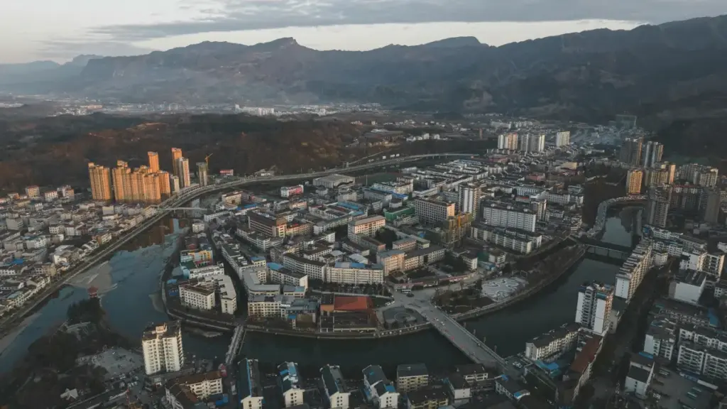 Jàngal gi ci Wolof: taktike yi ngir gëna jàmm ñu topp HBO Max creators ci UK, jëfandikoo influencer tools, data snapshot, ak MaTitie VPN tip.