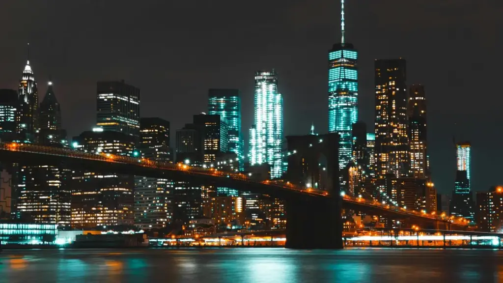 Jàngal ci léegi: naka ñu lekkal Facebook creators ci Estonie, yokk sa reach ak micro-influencers, ak tips teknikal yu Meta API ak partnership ads.