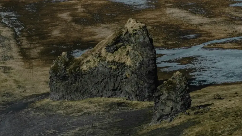 Dogal bu jàmm ci Kanada: naka nga génne creator-yi Disney Plus ngir jox PR pakéy, tey jàng ci tactics, outils, ak risks.