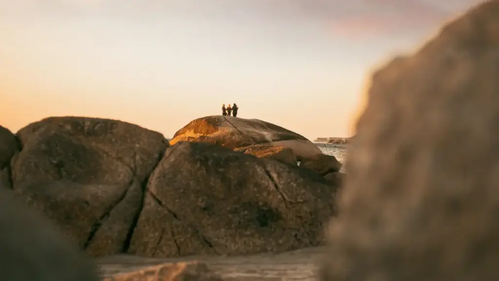 Jëfandikooñ ci strategi yu pragmatik ngir gëstu ak liggéey ak creators Twitter ci Kazakhstan