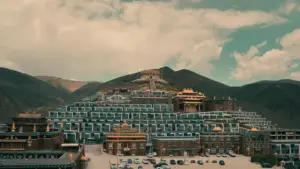 Jànge ni ngay gis créateurs Bangladesh, jëfandikoo search tools bu baax, te dëggal sa campaign ci gaming communities bu am solo.